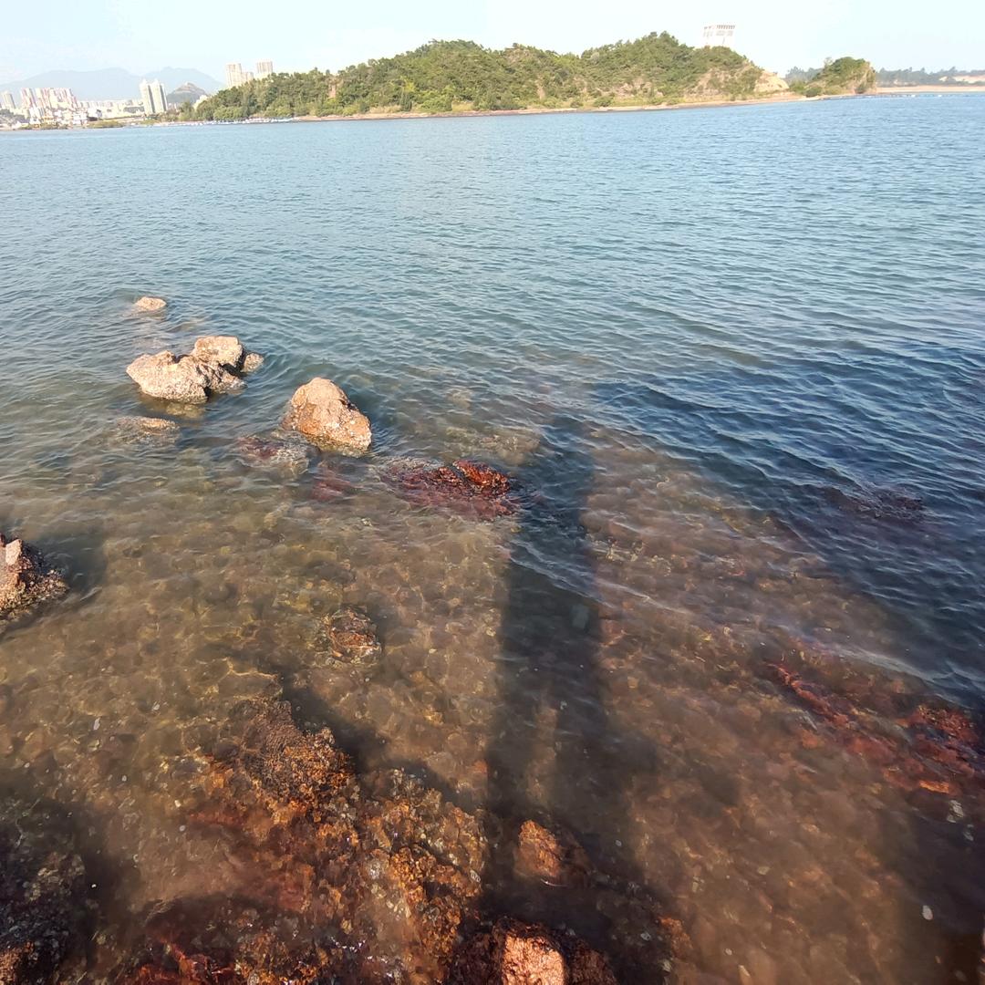 阿谭
