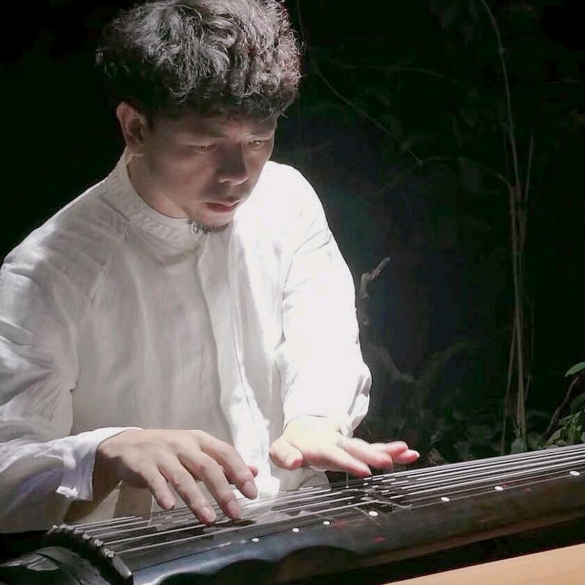 观心堂李荣彦古琴