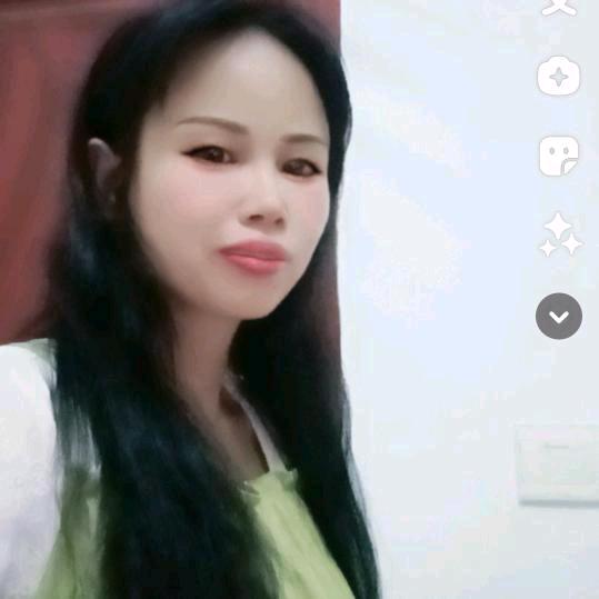 红，