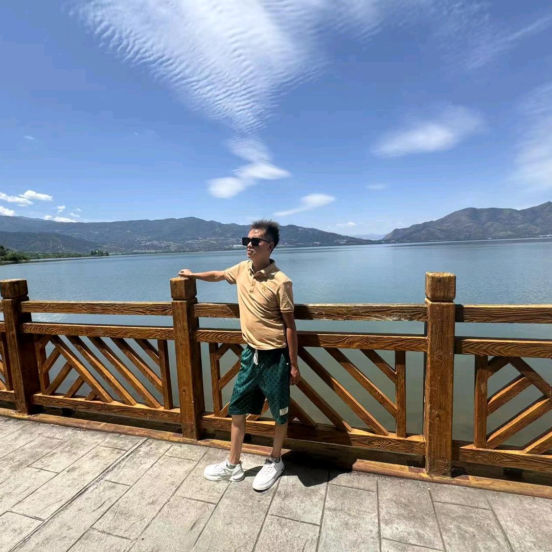 大表哥😏😒😏😒