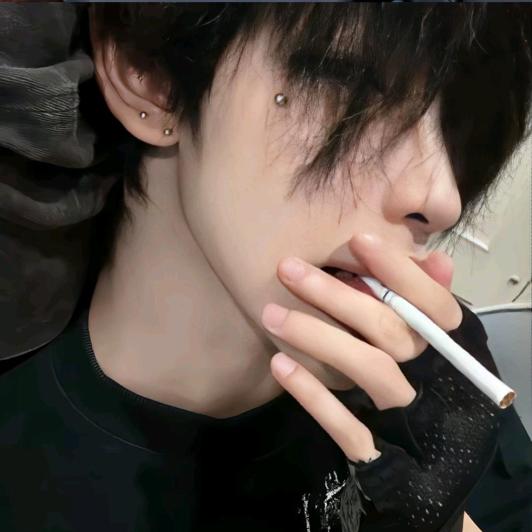 小情绪 >﹏<