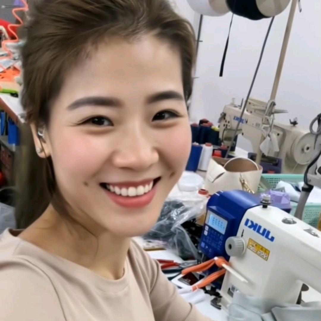 暖居百货商铺