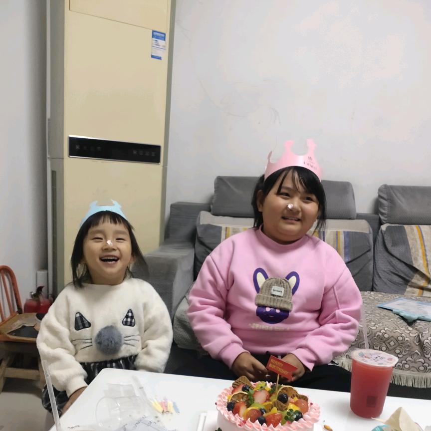 小琪琪O_O