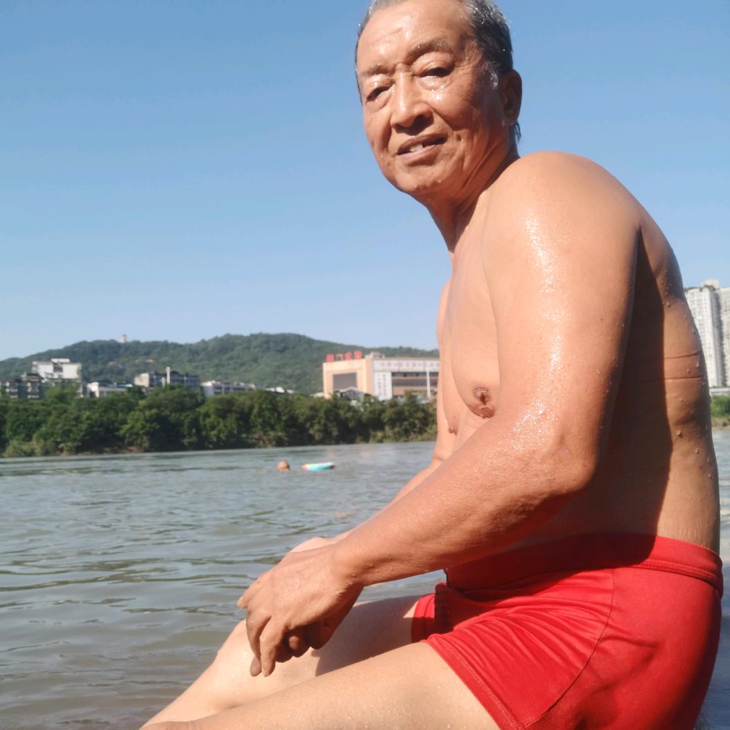 六哥