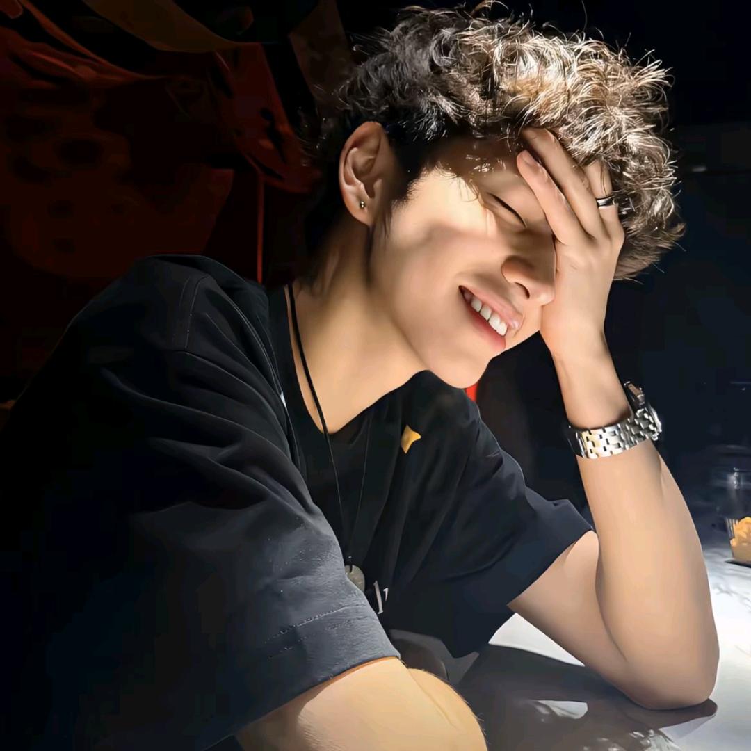 𝑳𝒛𝔁_𝟮𝟯