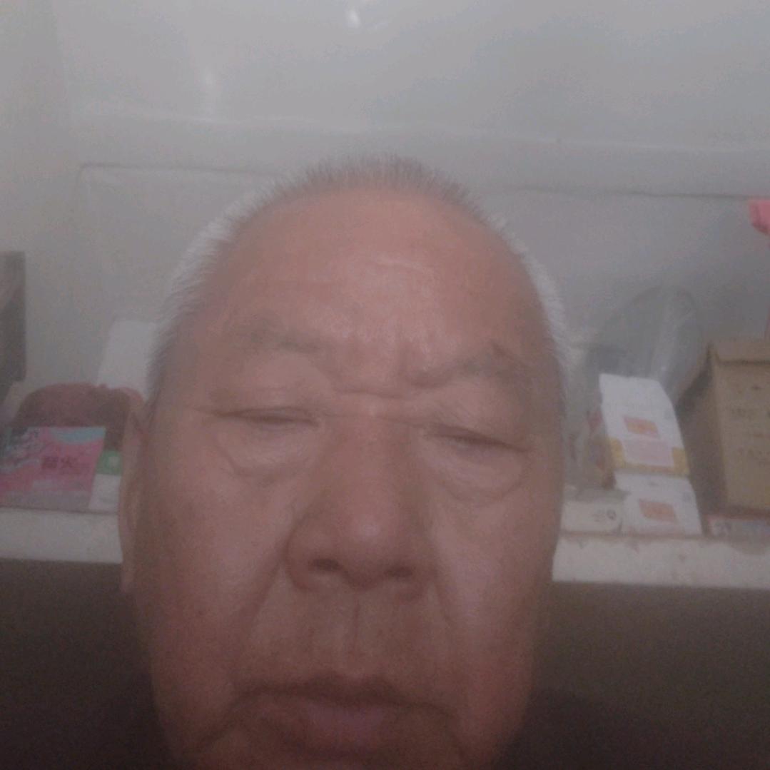 凌仲秋