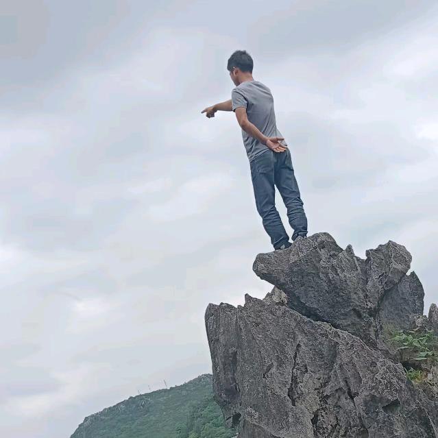 @ღᩚ᭄ོ幸福ꦿ常💔劉࿐