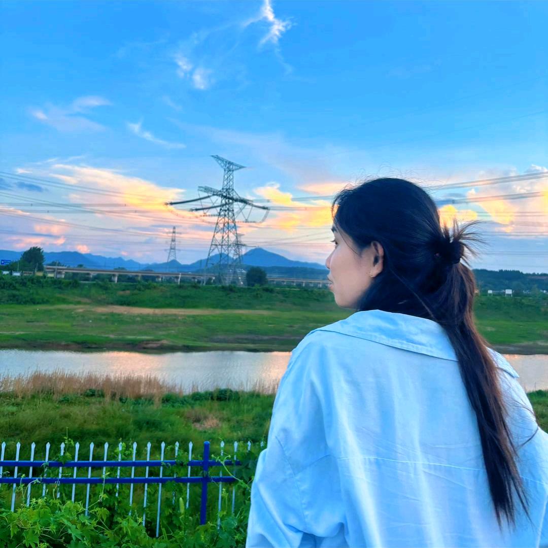 ເຈົ້າຫີຍງໃນຝັນ👸🏼