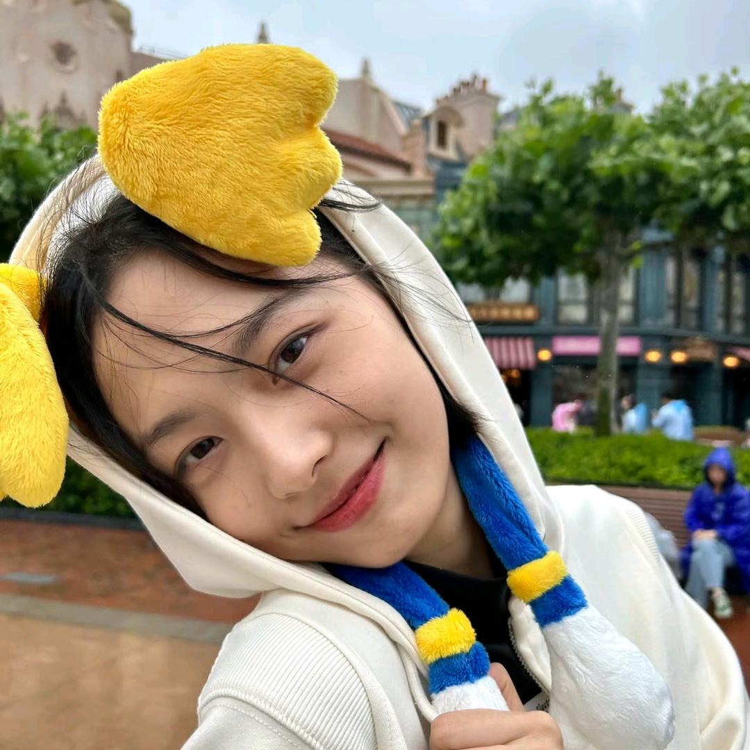 野风里的晚星🍂