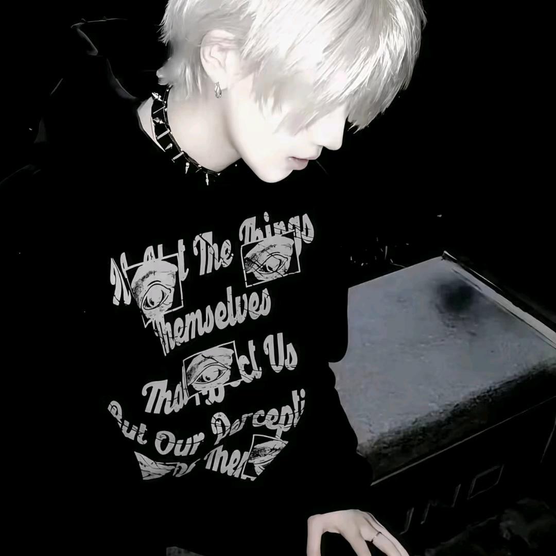 难遇爱📷