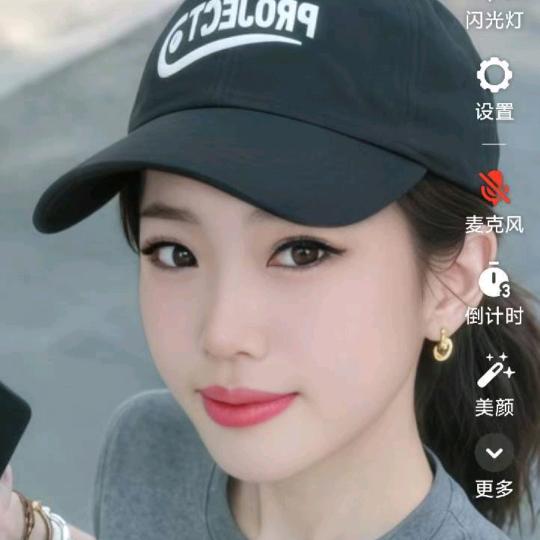 侯小芳