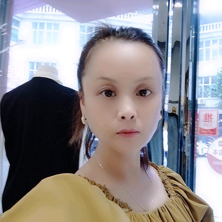 花姐的品牌折扣女装穿搭分享