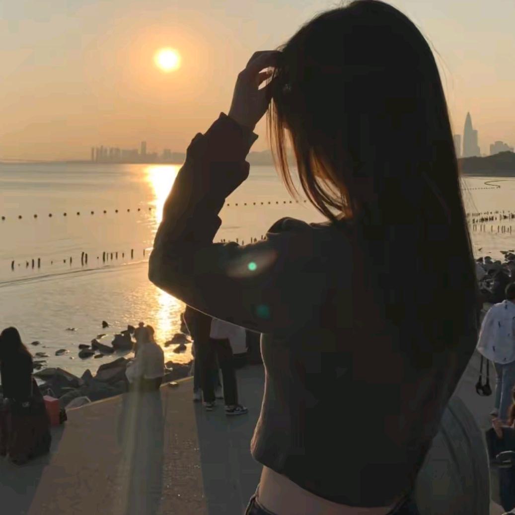 小柒