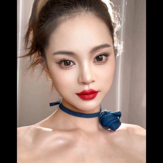 佩琪教化妆