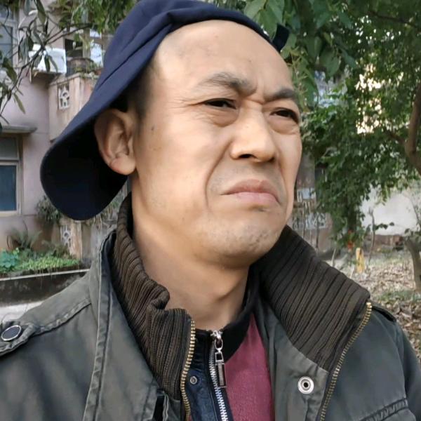 乐山憨娃子