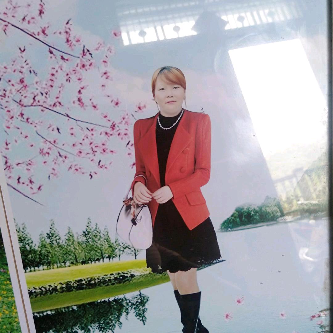 小魔女。