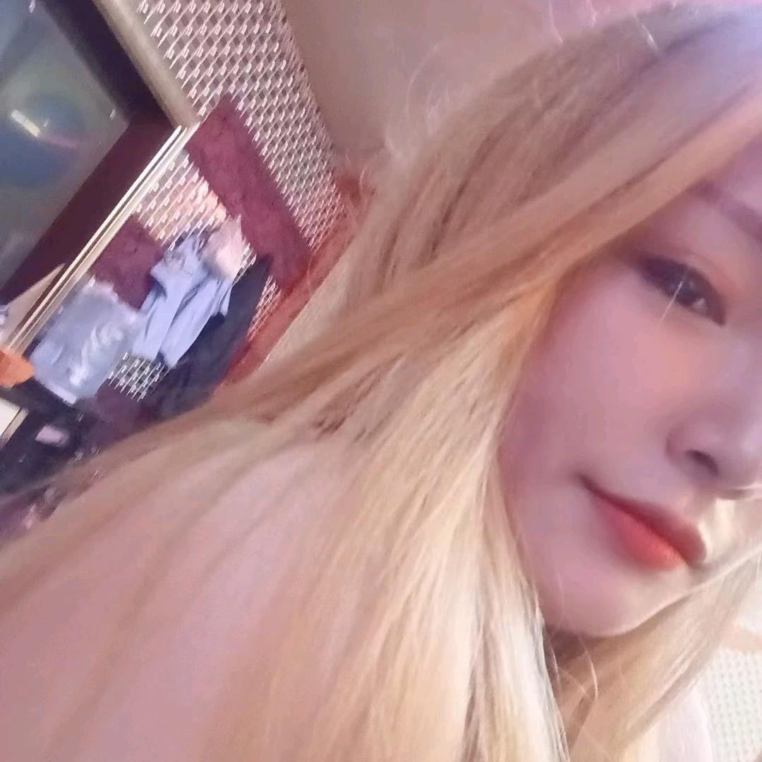 M         嗨噶哦囊☘️