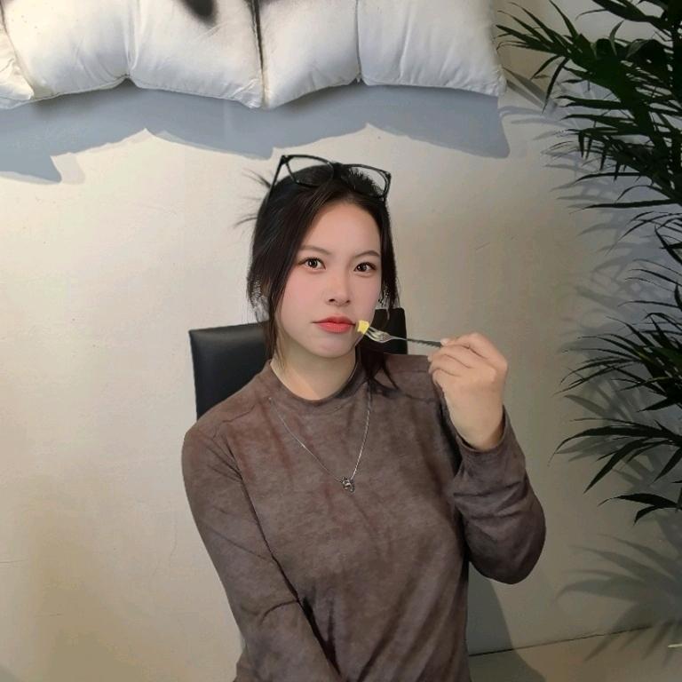 偷偷变厉害ing🍊