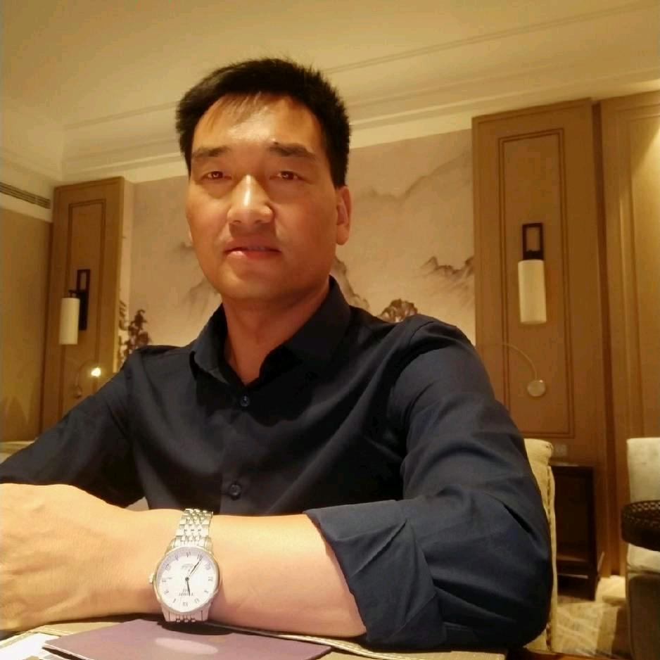 袁德洋