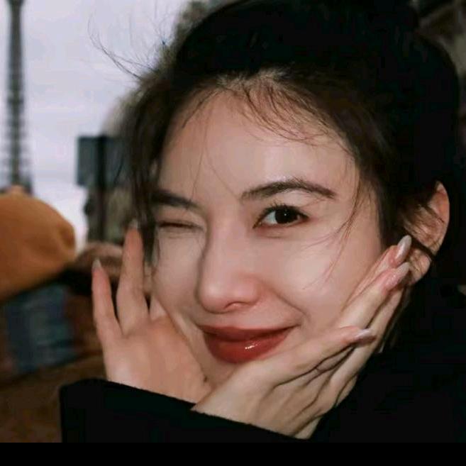 李星儿（精致穿搭）