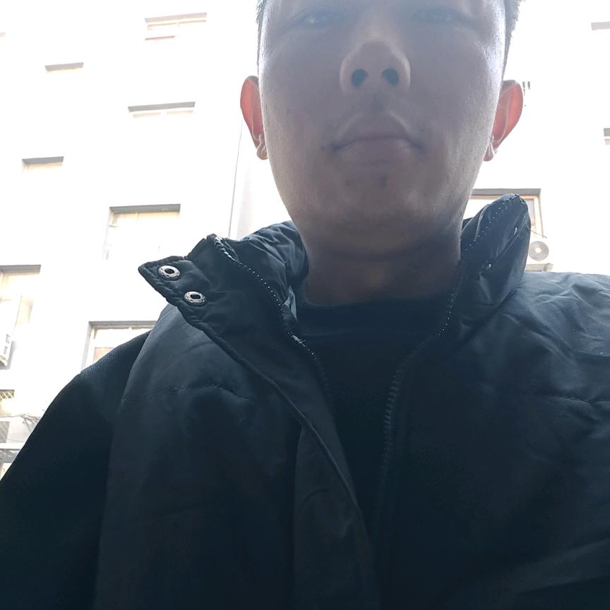 看不清自己