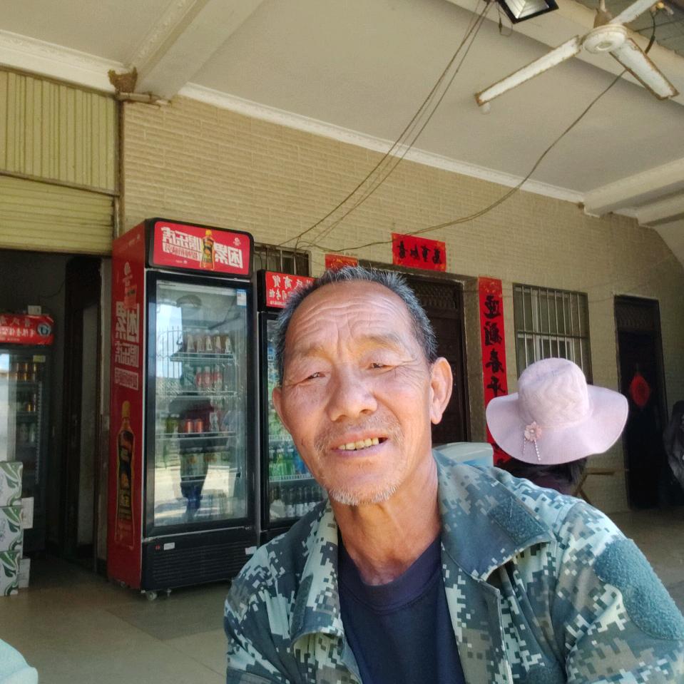 伍铭國