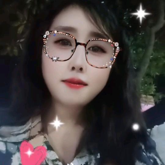 致敏，🍎🍓🍒🥒🌹🌹