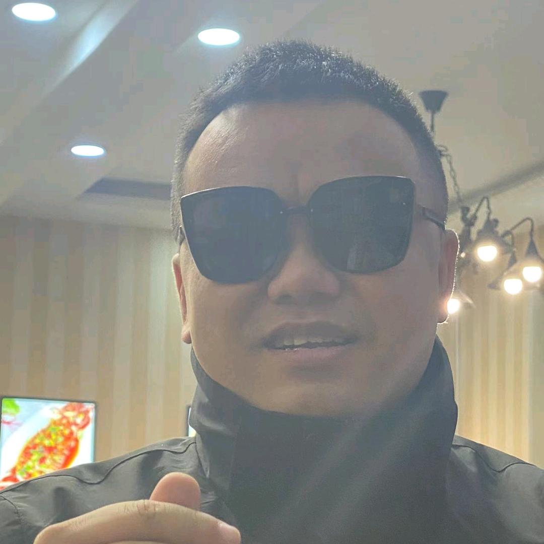 金铭