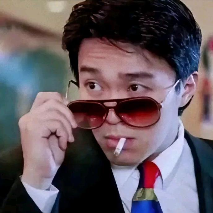 梳头用手抓