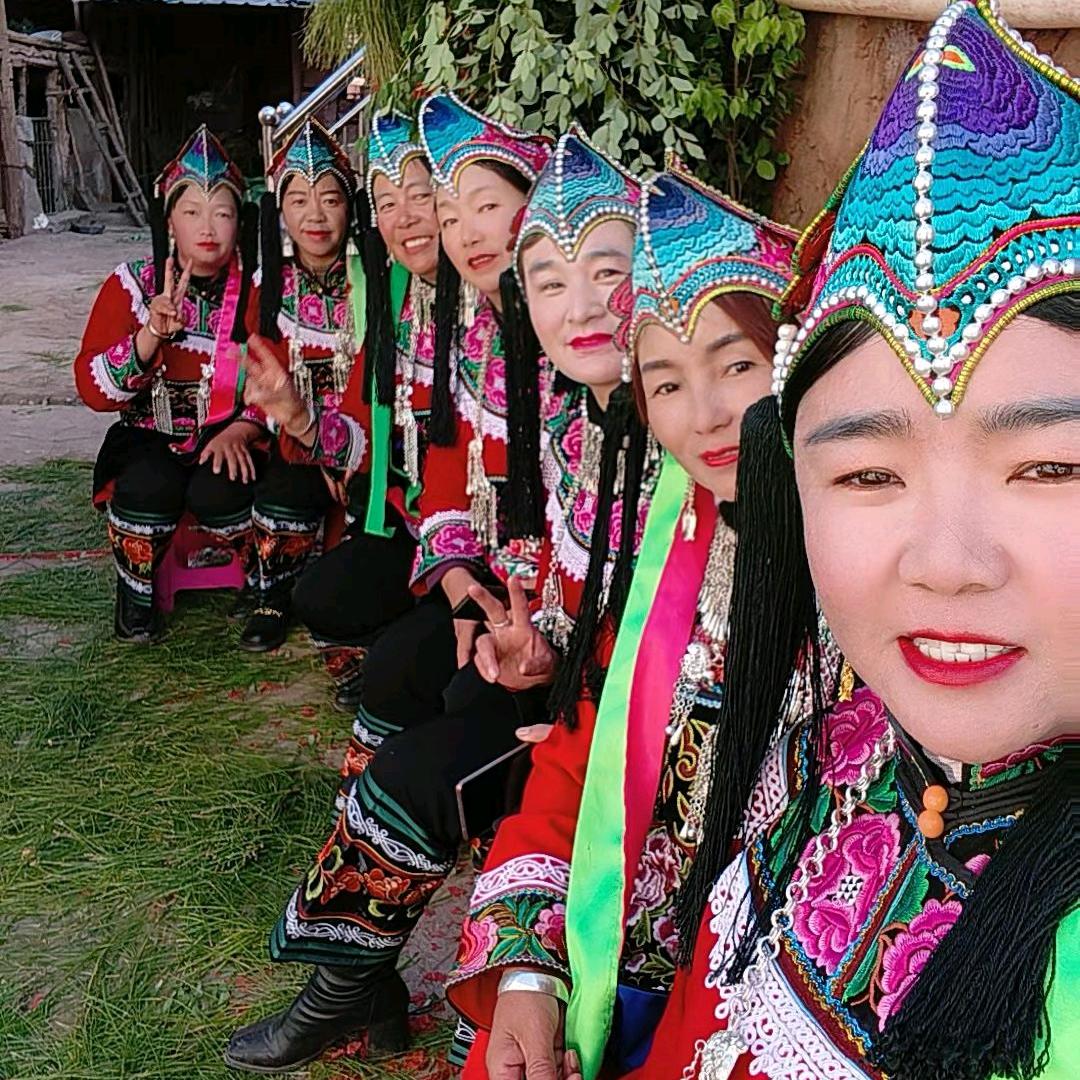 环州蝶舞酒歌文艺队