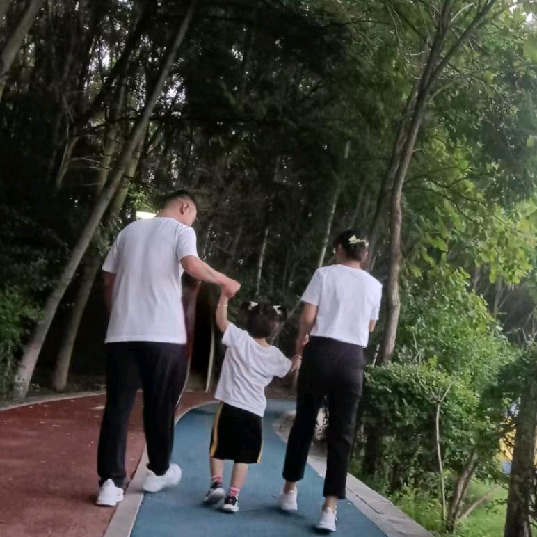 @陪伴“暖宝”😘