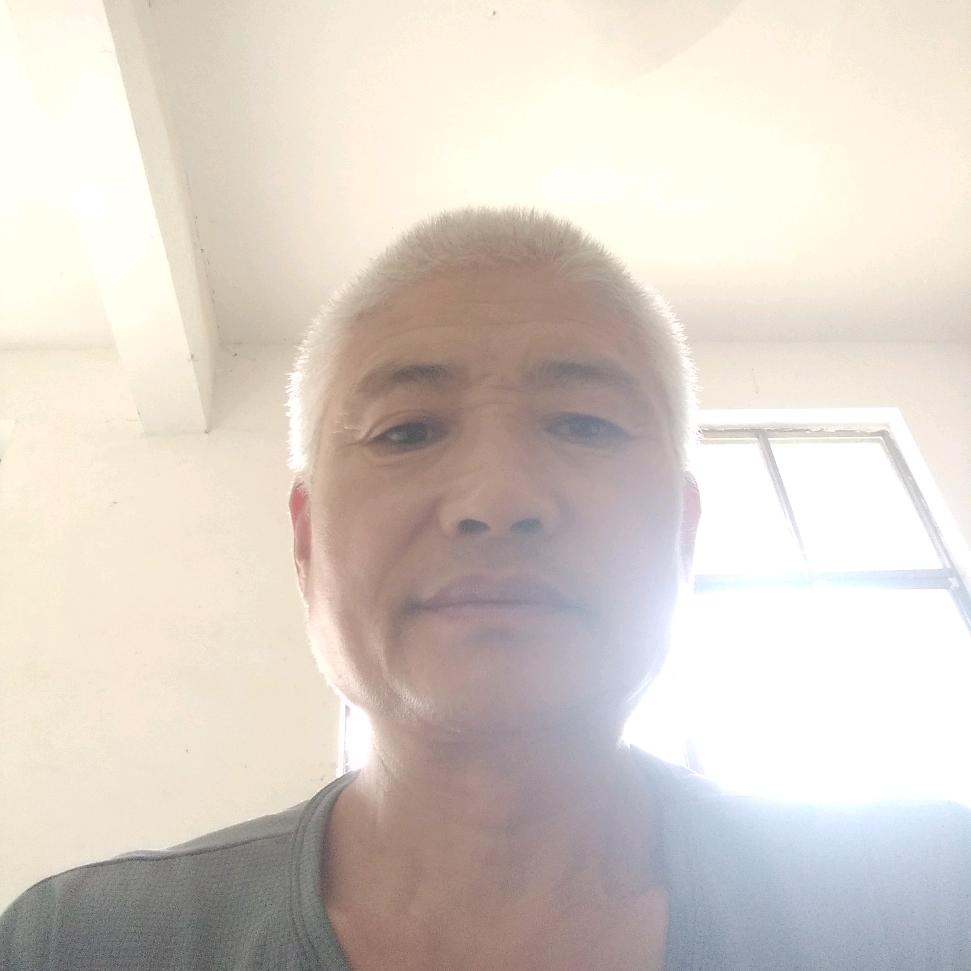 朱清才。