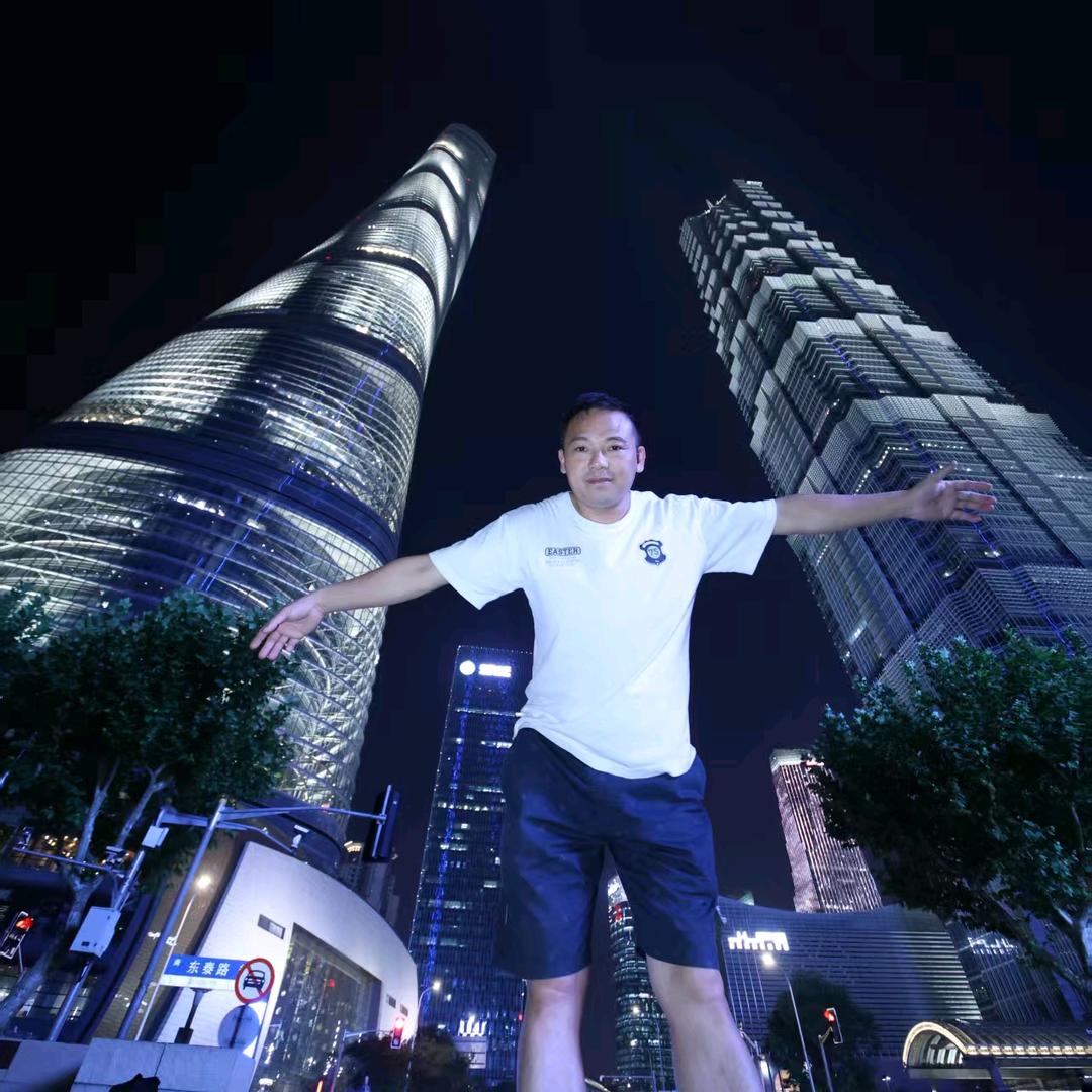 崇明装修老杨爱唱歌