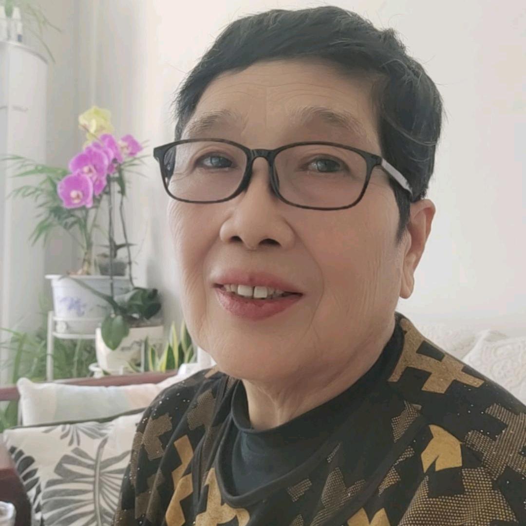 英盈