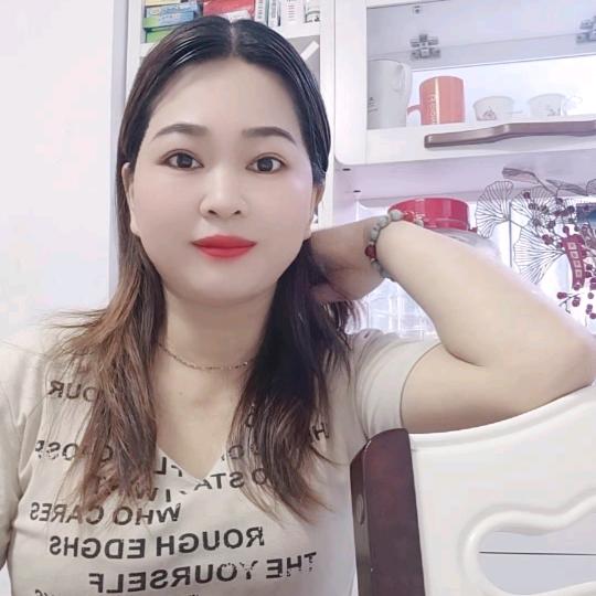 李尹:《美味八珍凤爪》