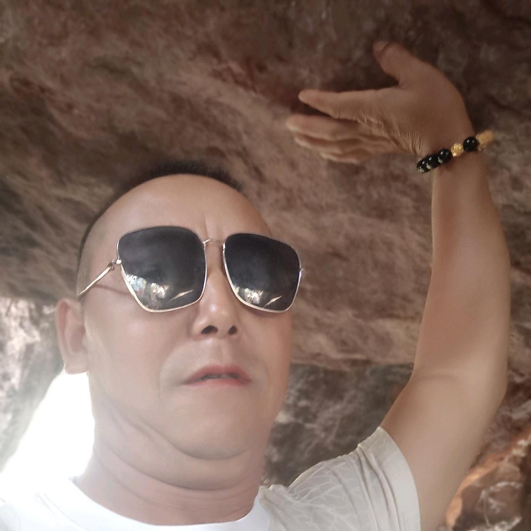 拼出来的人生，闯出来的精彩。