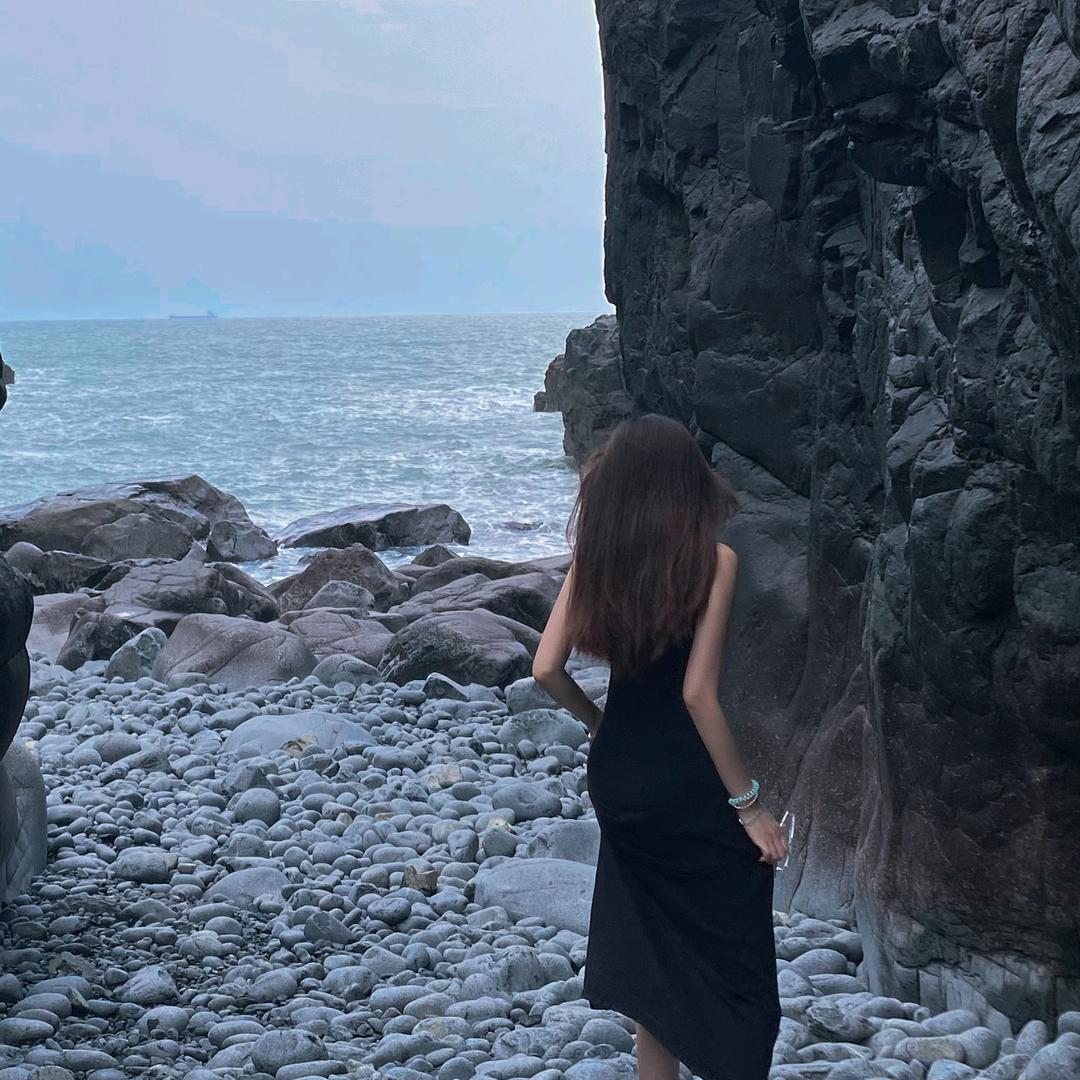 黑色可爱多.