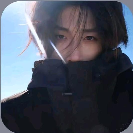 蓝桉🚴‍♂️🚴‍♂️