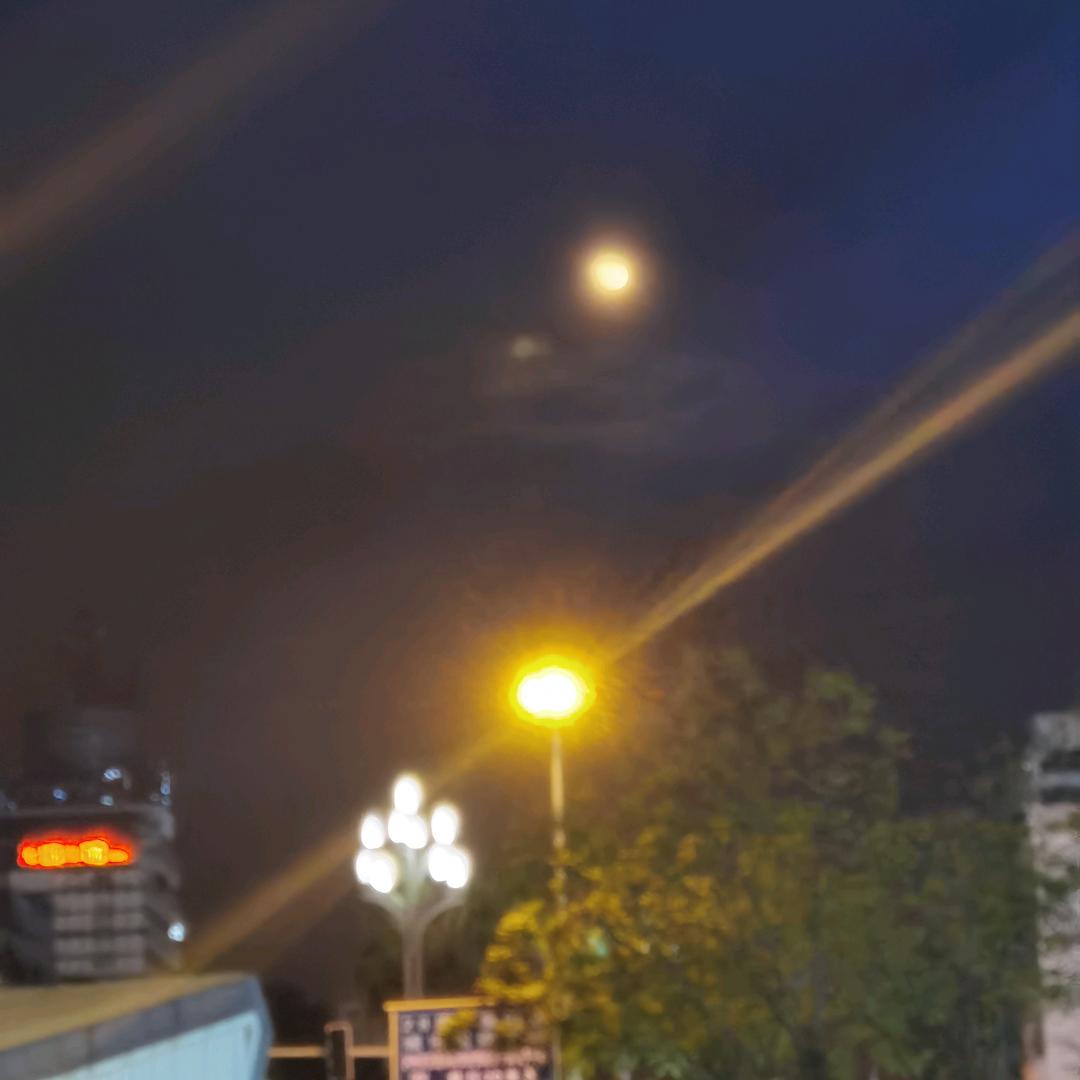 小騳