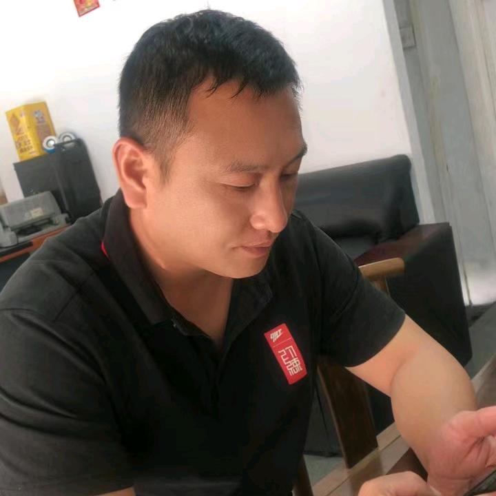 胜隆斯数控设备周生