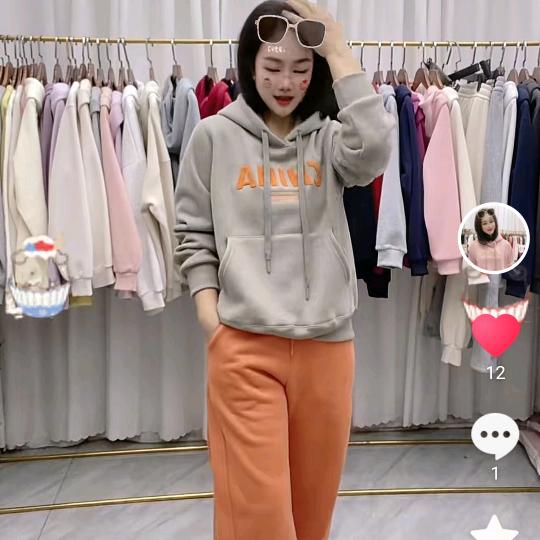 小王衣橱的小店