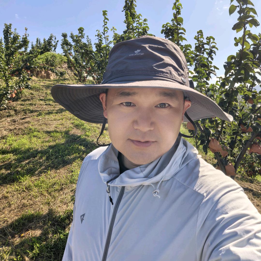 晋峰金果秋月梨