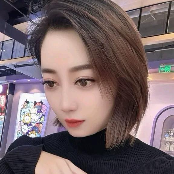 露露穿搭服装直播