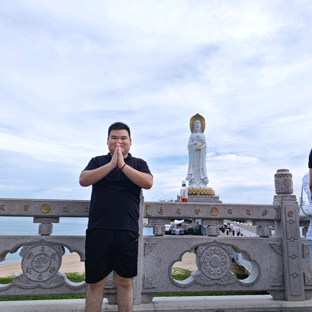 美格暖通-小李子