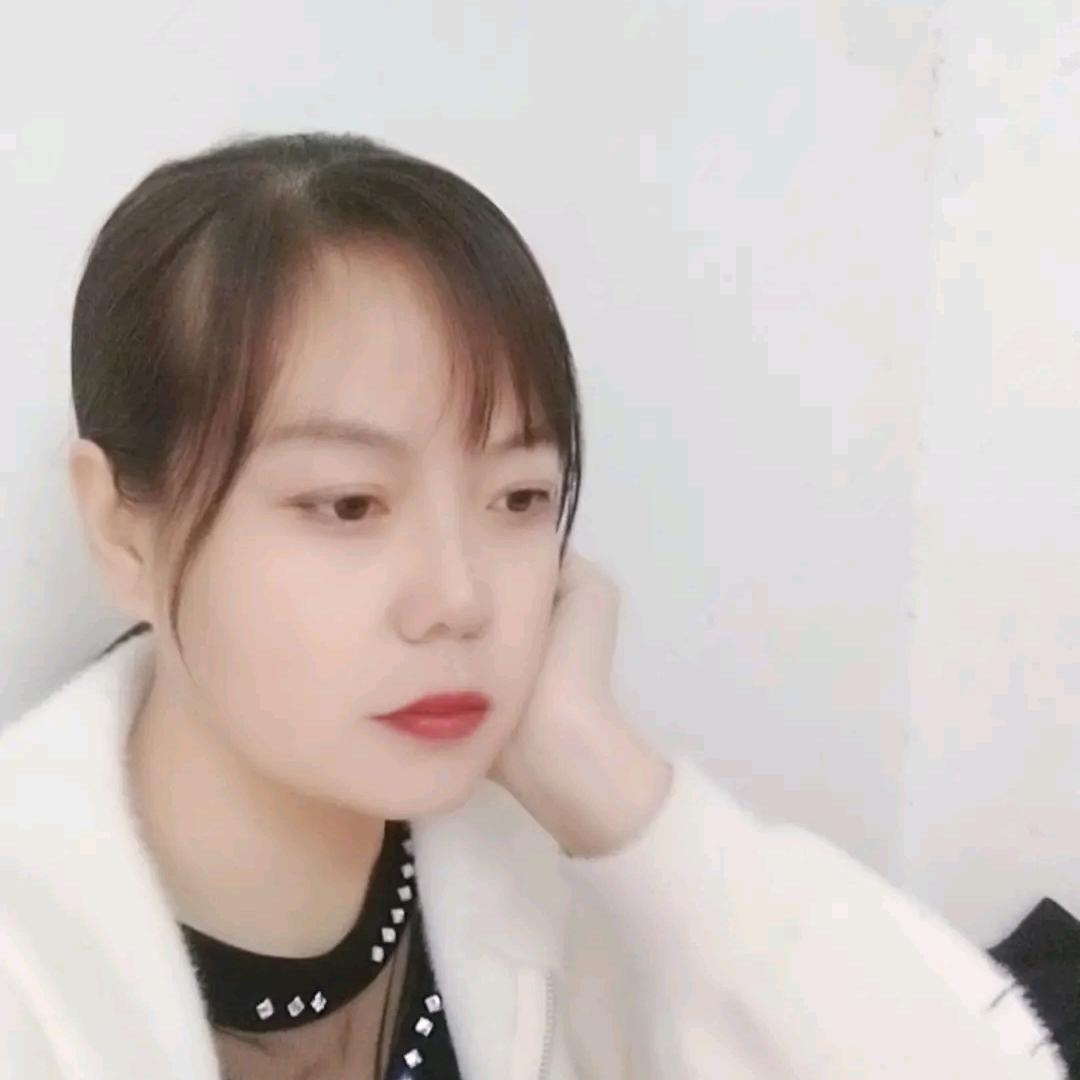 小酒窝🍷