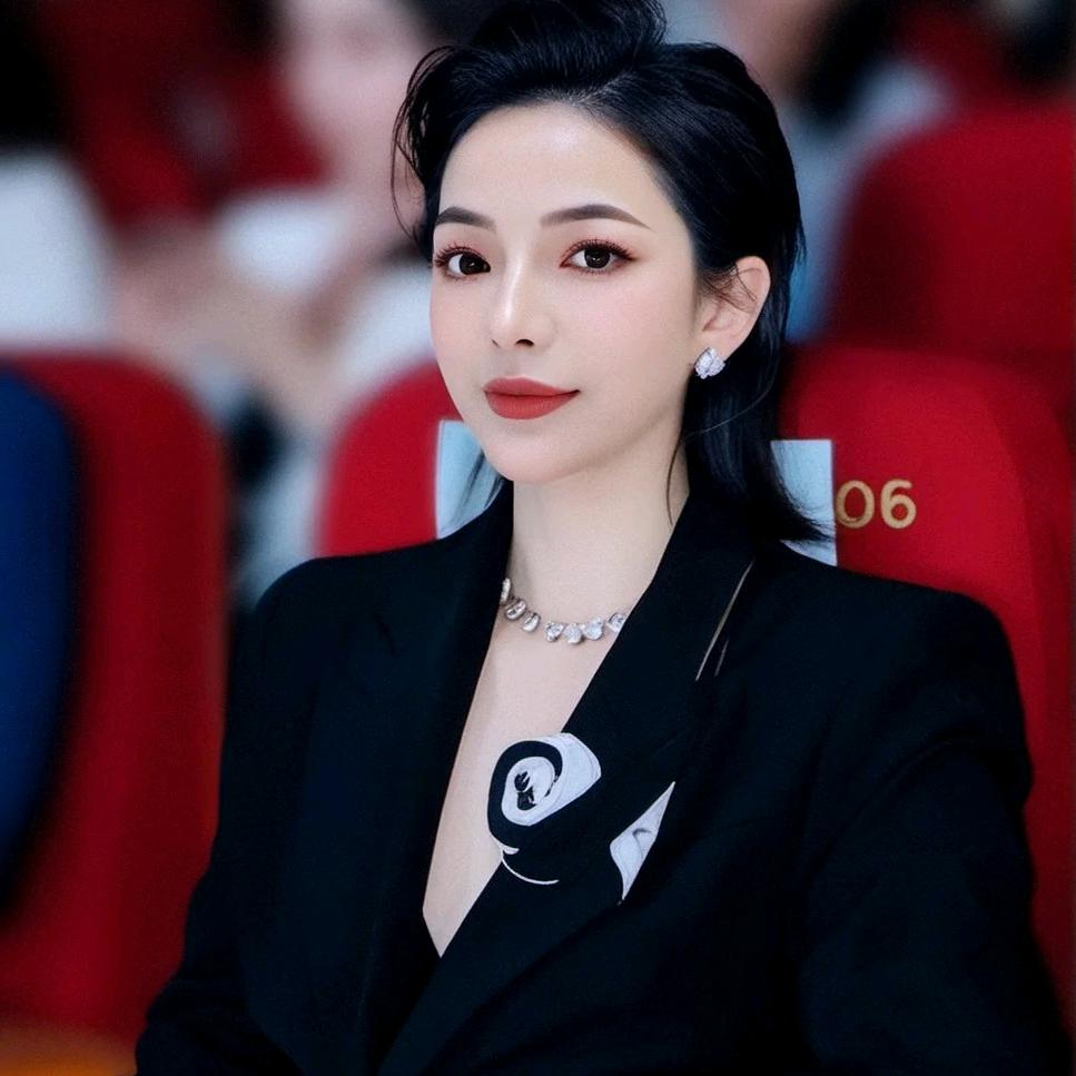 婕熹颜~熹颜姐~海口