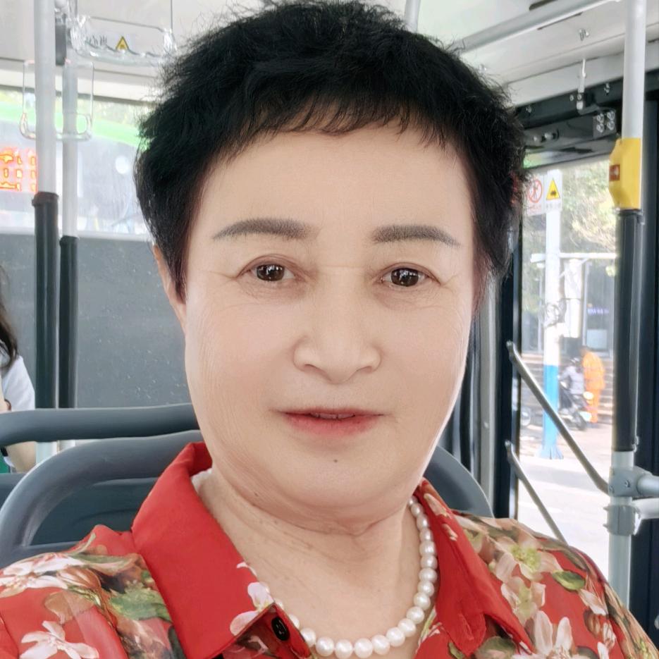 爱唱歌的人
