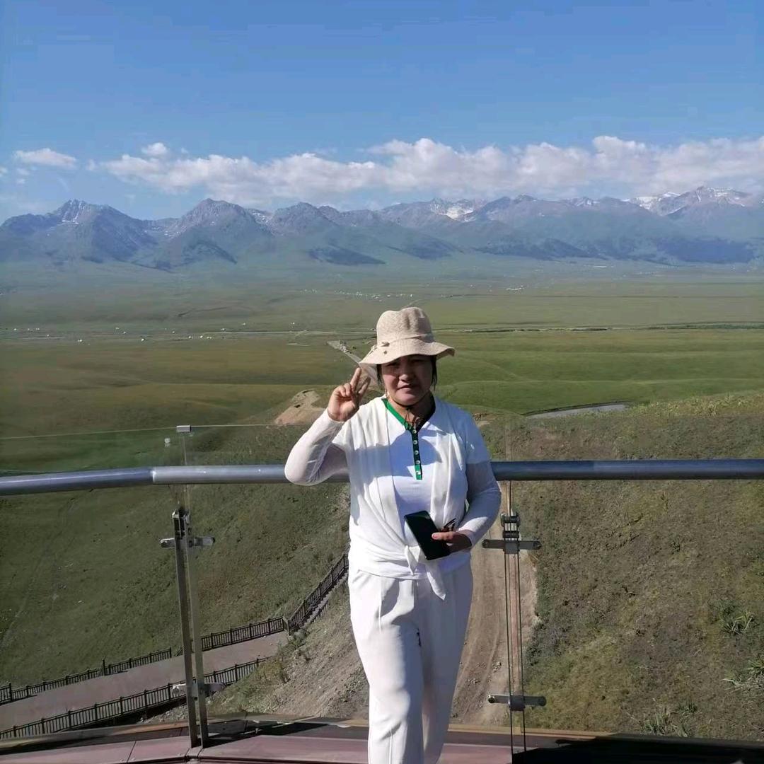 阿热古丽