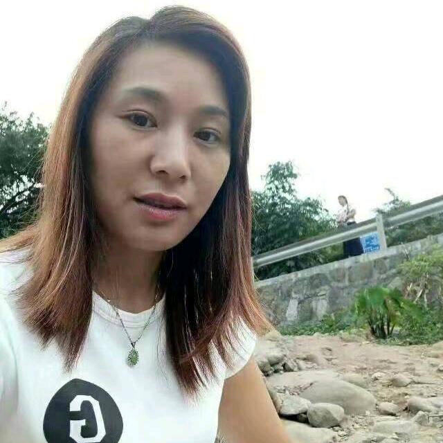 周洲零食