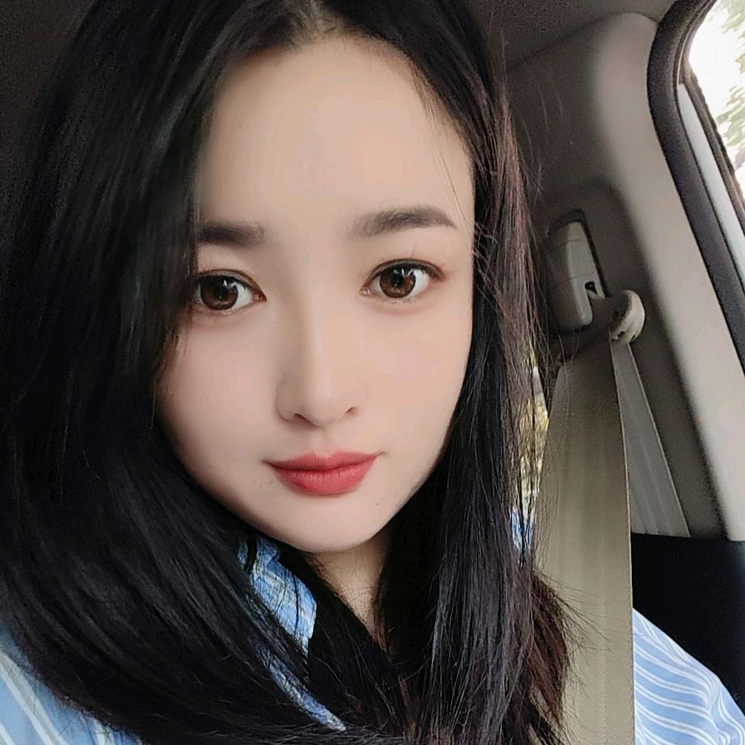 莉莉娅
